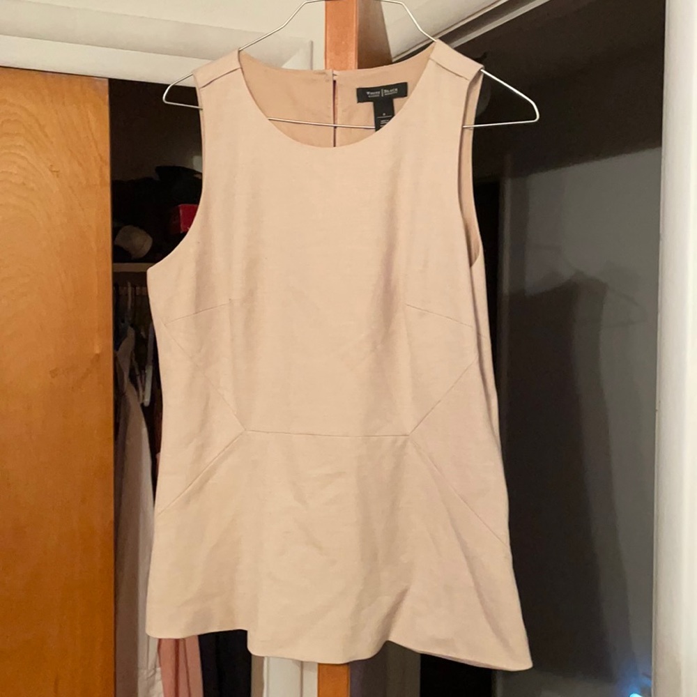 Suit sleeveless top